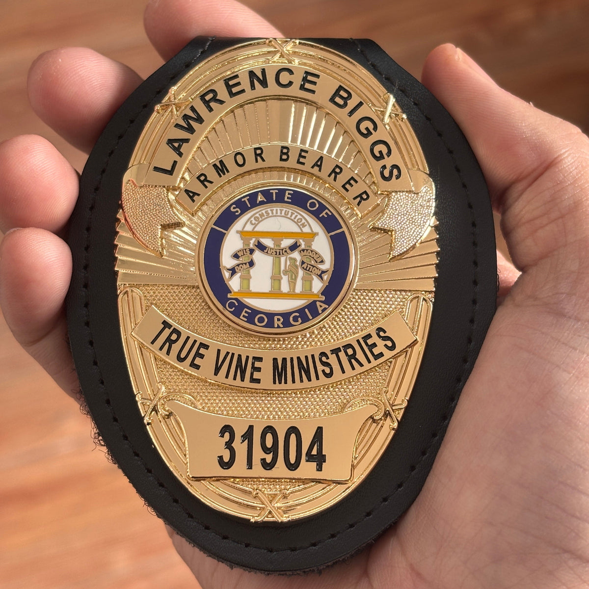 Customizable Badge MA18