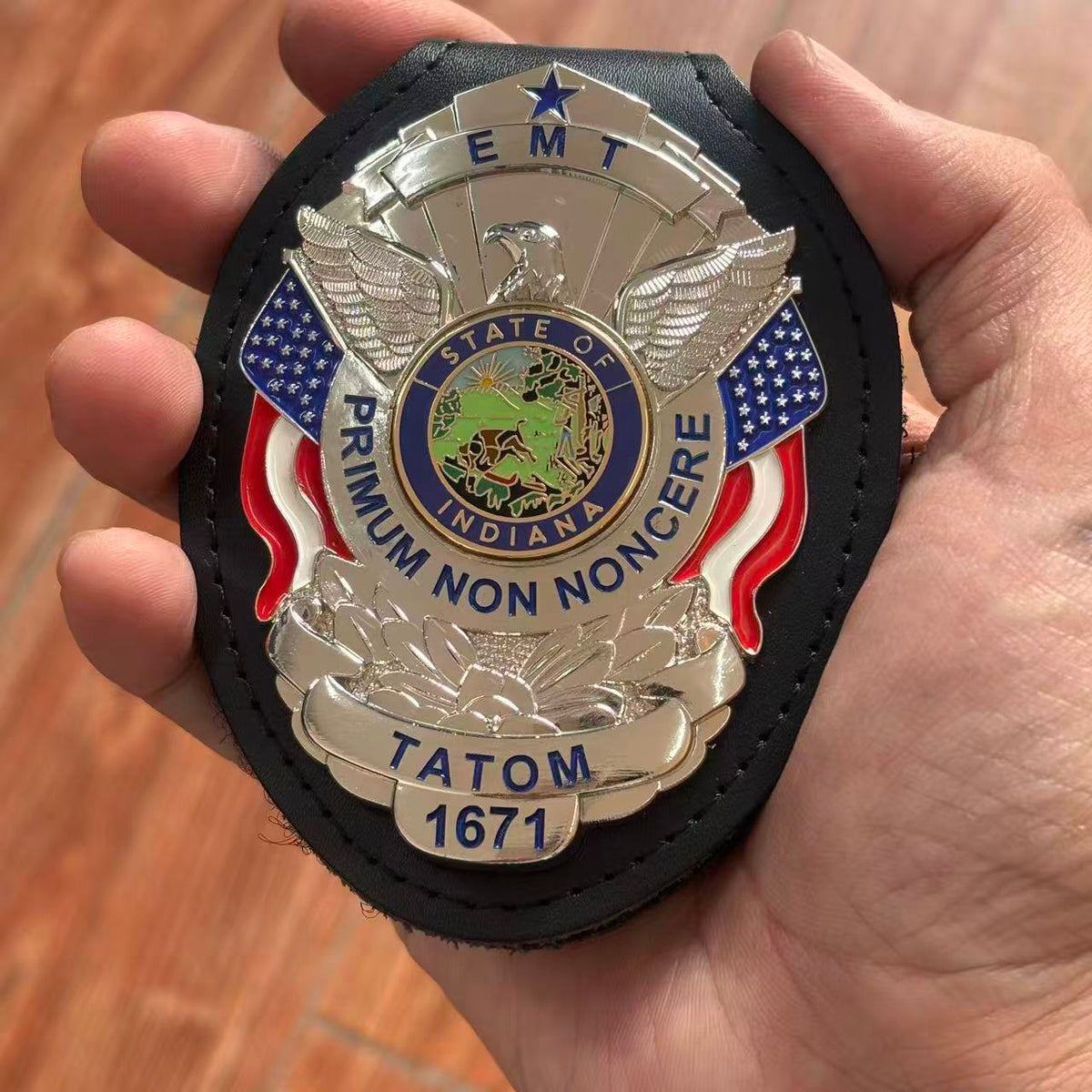 Customizable Badge MA23