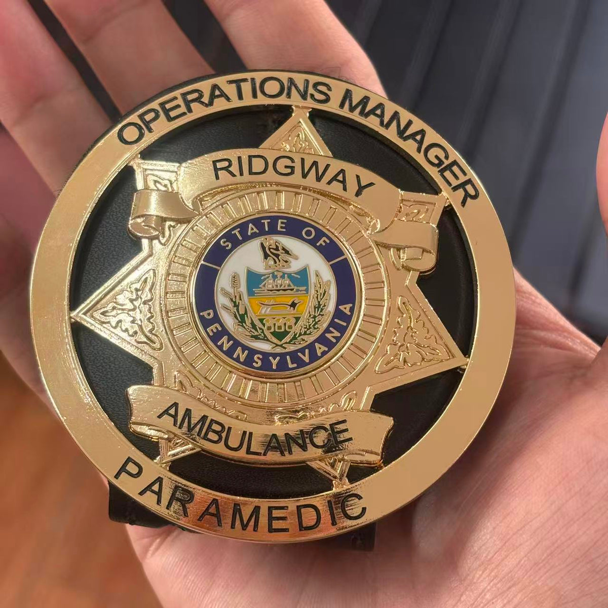 Customizable Badge MA26
