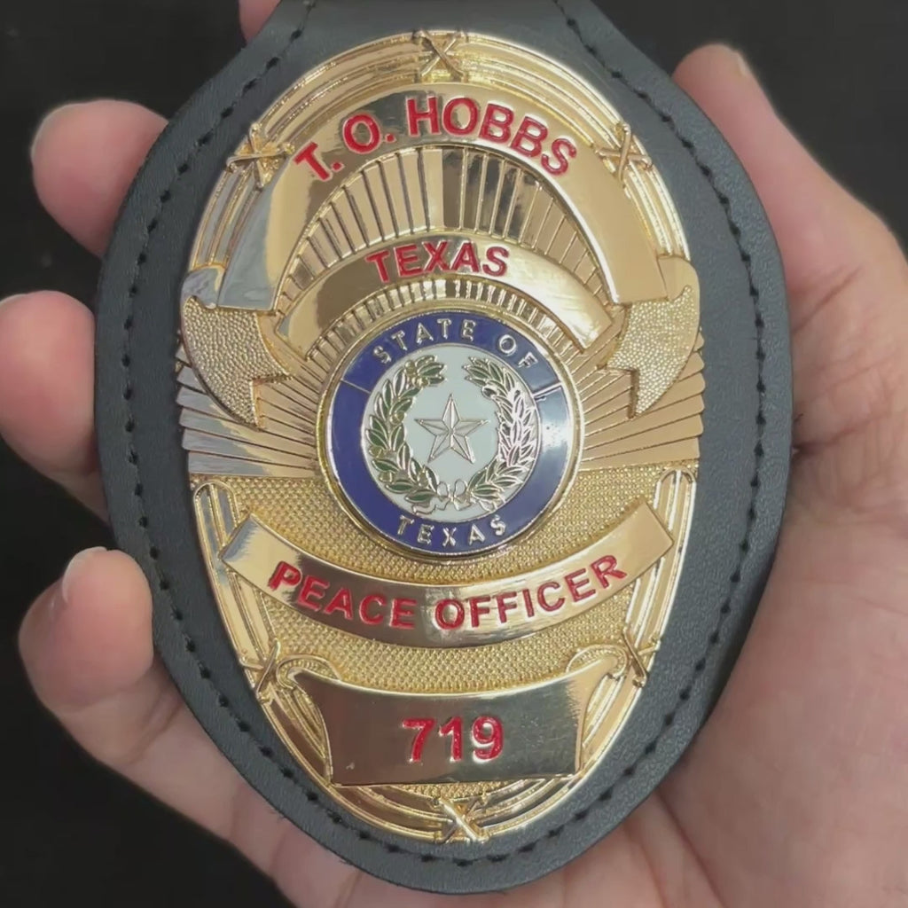Customizable Badge MA18