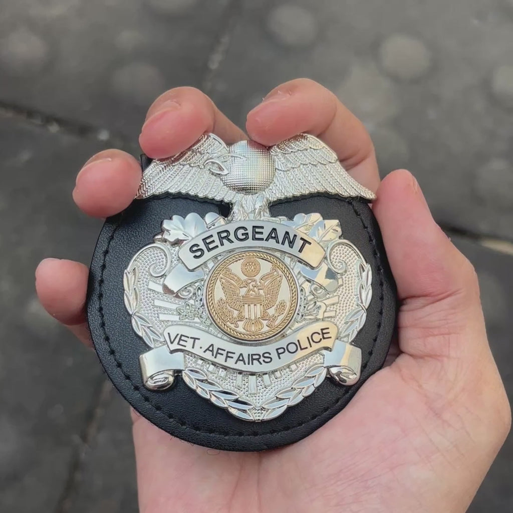 Customizable Badge MA22